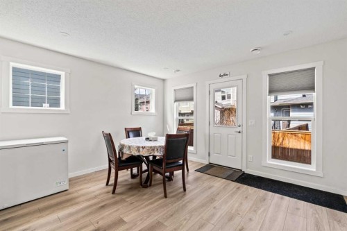 463 Cranbrook Square Se, Calgary, AB - Indoor Photo Showing Dining Room