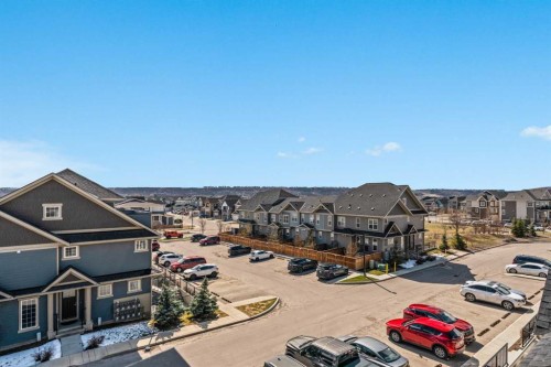 463 Cranbrook Square Se, Calgary, AB - Outdoor