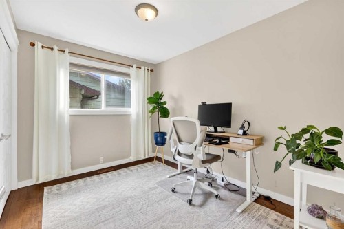 263 Shawmeadows Road Sw, Calgary, AB - Indoor Photo Showing Office