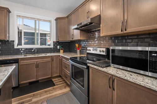 295 Carrington Circle Nw, Calgary, AB - Indoor Photo Showing Kitchen