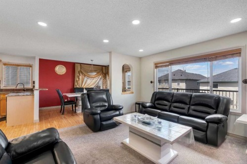 133 Everwoods Close Sw, Calgary, AB - Indoor Photo Showing Living Room