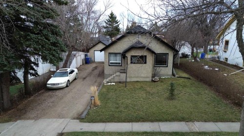 2407 21 Street  Nanton, AB T0L 1R0