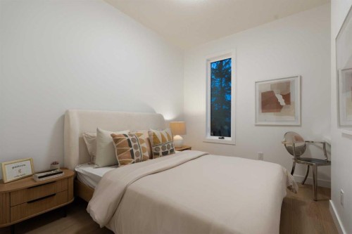 2-8916 33 Avenue, Calgary, AB - Indoor Photo Showing Bedroom