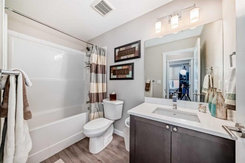 402-30 Shawnee Common Sw, Calgary, AB - Indoor Photo Showing Bathroom