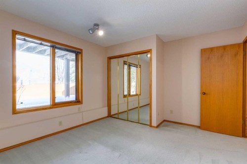 420 Hawkview Manor Circle Nw, Calgary, AB - Indoor Photo Showing Other Room