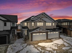 463 Kinniburgh Loop Chestermere, AB T1X 3C2