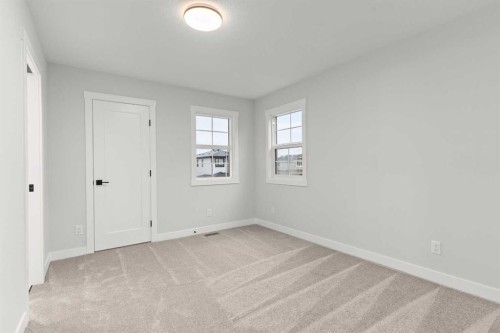 463 Kinniburgh Loop, Chestermere, AB - Indoor Photo Showing Other Room