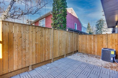 402 26 Avenue Nw, Calgary, AB - Outdoor With Exterior