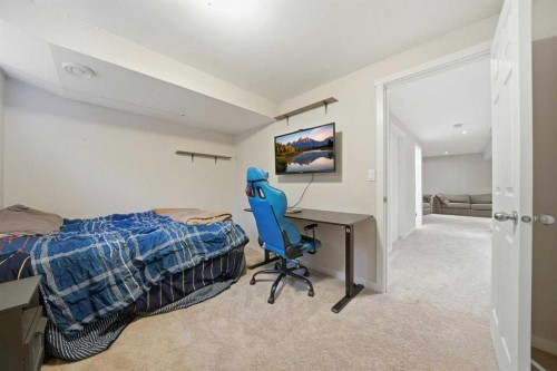 183 Savanna Parade Ne, Calgary, AB - Indoor Photo Showing Bedroom