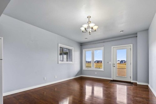 48 Evansfield Manor Nw, Calgary, AB - Indoor Photo Showing Other Room