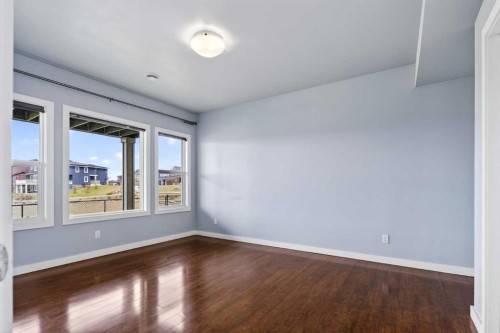 48 Evansfield Manor Nw, Calgary, AB - Indoor Photo Showing Other Room