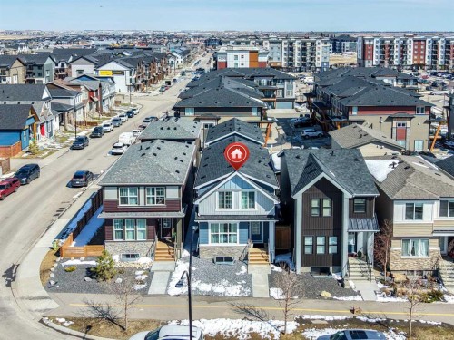 76 Lucas Boulevard Nw, Calgary, AB - Outdoor With Facade