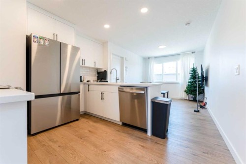 76 Lucas Boulevard Nw, Calgary, AB - Indoor Photo Showing Kitchen With Stainless Steel Kitchen