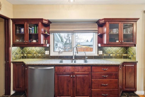 26 Galway Crescent Sw, Calgary, AB - Indoor Photo Showing Kitchen With Double Sink