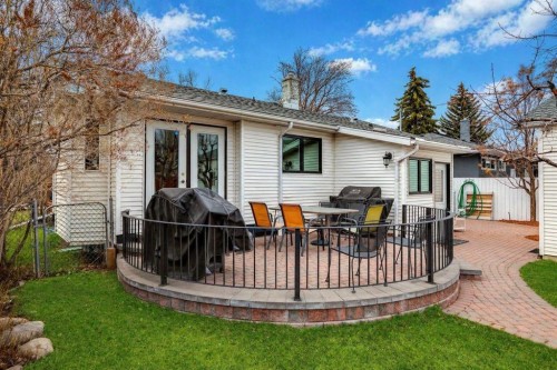 26 Galway Crescent Sw, Calgary, AB - Outdoor With Deck Patio Veranda