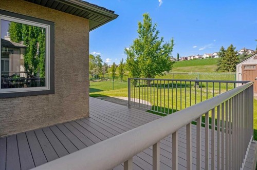 255 Gleneagles View, Cochrane, AB 