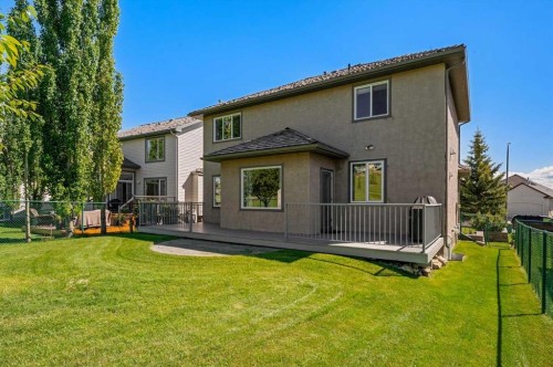 255 Gleneagles View, Cochrane, AB 