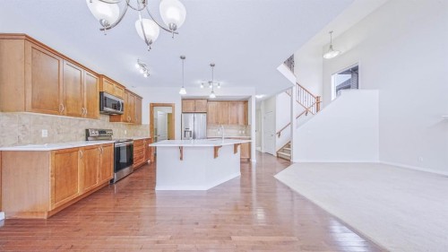 393 Windermere Drive, Chestermere, AB - Indoor Photo Showing Kitchen