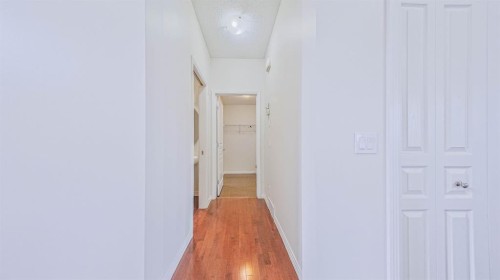 393 Windermere Drive, Chestermere, AB - Indoor Photo Showing Other Room