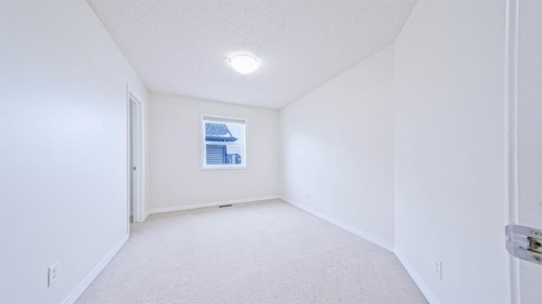 393 Windermere Drive, Chestermere, AB - Indoor Photo Showing Other Room