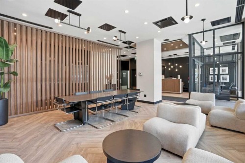 Package #1-730 2 Avenue Sw, Calgary, AB - Indoor