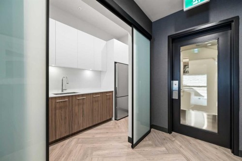 Package #1-730 2 Avenue Sw, Calgary, AB - Indoor