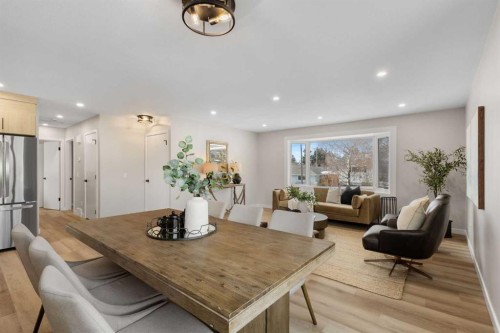 198 Silver Brook Road Nw, Calgary, AB - Indoor