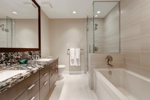 119 Confluence Mews Se, Calgary, AB - Indoor Photo Showing Bathroom