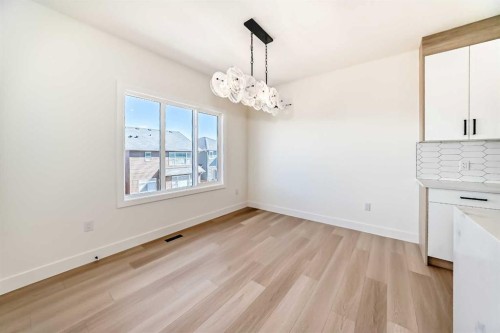 379 Rivercrest Road, Cochrane, AB - Indoor