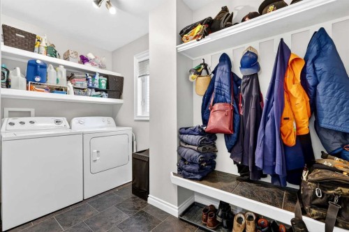 280 Mt Selkirk Close Se, Calgary, AB - Indoor Photo Showing Laundry Room