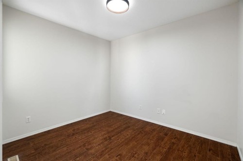 95 Coventry Road Ne, Calgary, AB - Indoor Photo Showing Other Room