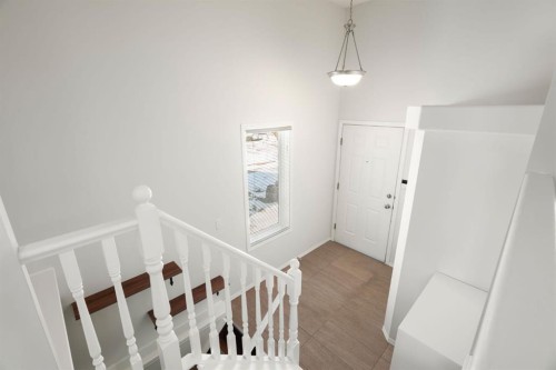 95 Coventry Road Ne, Calgary, AB - Indoor Photo Showing Other Room