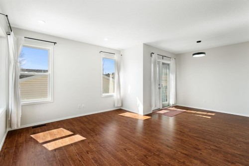 95 Coventry Road Ne, Calgary, AB - Indoor Photo Showing Other Room