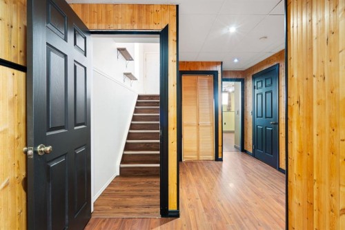 95 Coventry Road Ne, Calgary, AB - Indoor Photo Showing Other Room