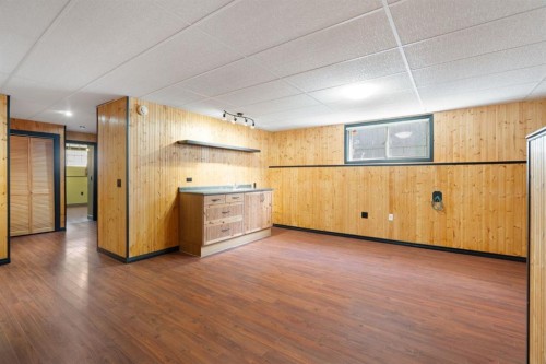 95 Coventry Road Ne, Calgary, AB - Indoor