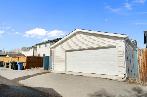 95 Coventry Road Ne, Calgary, AB - Outdoor With Exterior