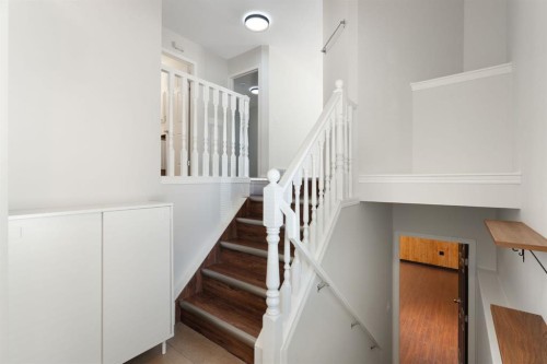 95 Coventry Road Ne, Calgary, AB - Indoor Photo Showing Other Room