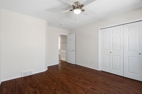 95 Coventry Road Ne, Calgary, AB - Indoor Photo Showing Other Room