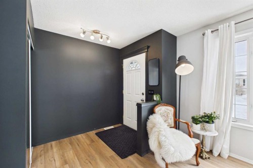 6 Green Meadow Crescent, Strathmore, AB - Indoor