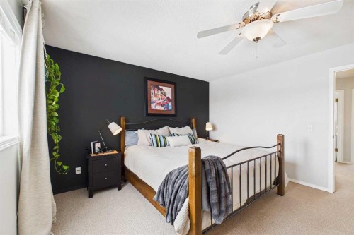6 Green Meadow Crescent, Strathmore, AB - Indoor Photo Showing Bedroom