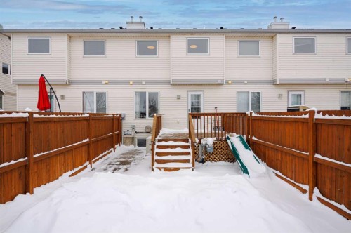 6 Green Meadow Crescent, Strathmore, AB - Outdoor With Exterior