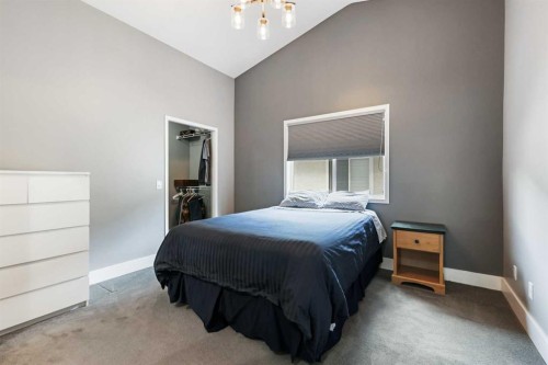 11 Strathmore Lakes Crescent, Strathmore, AB - Indoor Photo Showing Bedroom