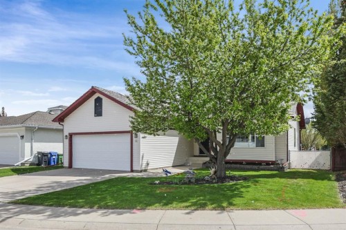 11 Strathmore Lakes Crescent, Strathmore, AB - Outdoor