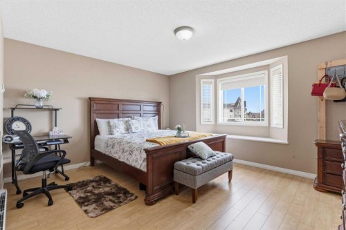 21 Panamount Crescent Nw, Calgary, AB - Indoor Photo Showing Bedroom