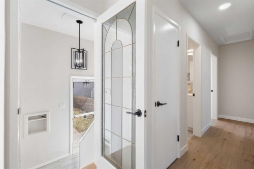 811 Seattle Drive Sw, Calgary, AB 