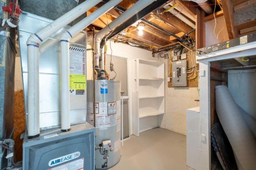 811 Seattle Drive Sw, Calgary, AB 