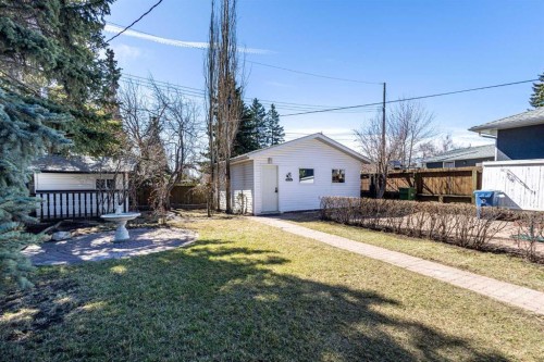 811 Seattle Drive Sw, Calgary, AB 