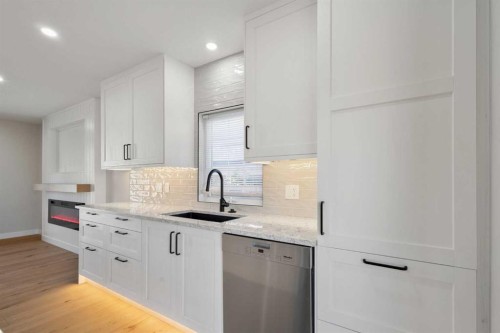 811 Seattle Drive Sw, Calgary, AB 