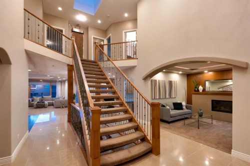 3924 15A Street Sw, Calgary, AB - Indoor Photo Showing Other Room