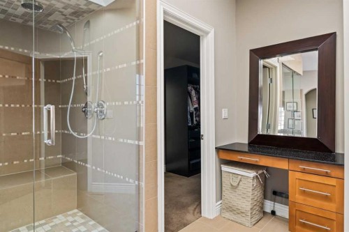 3924 15A Street Sw, Calgary, AB - Indoor Photo Showing Other Room